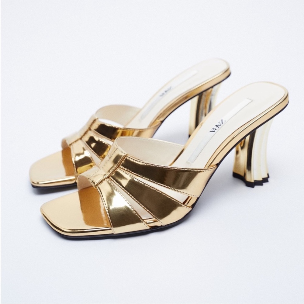 Excellent condition Zara Golden Metallic Heeled Sandals size 39 US 8